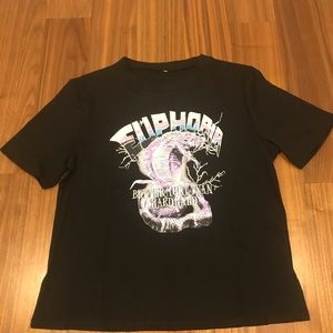 Black Graphic tee for woman